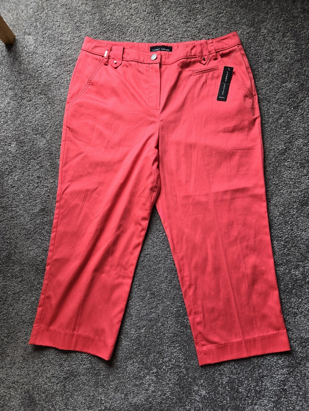 Larry Levine Bright Coral Capri Pants Size 12